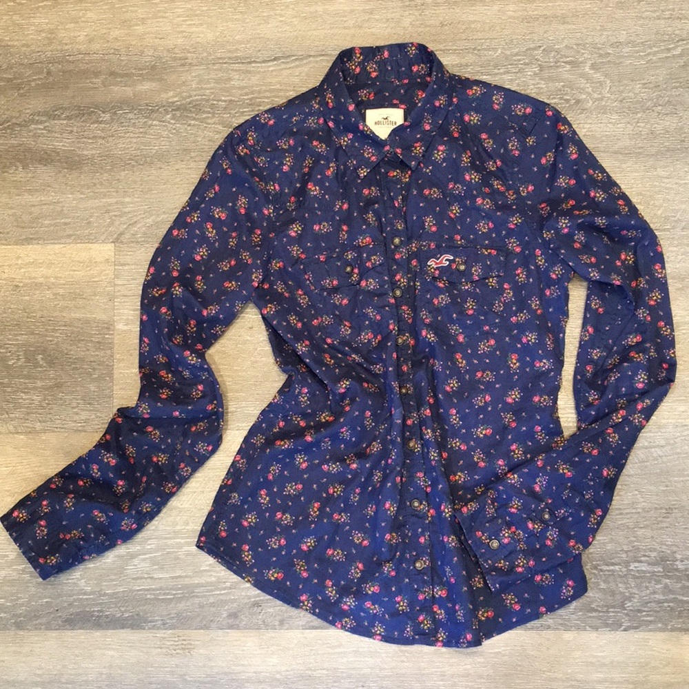 Hollister Navy Blue Floral Button Down Shirt M